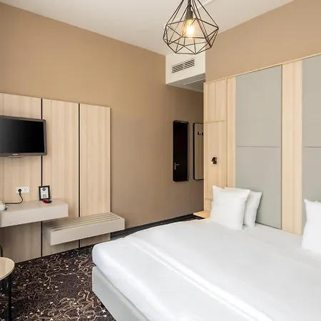 The Alfred Hotell 3*