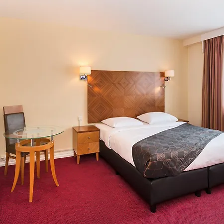 The Alfred Hotel