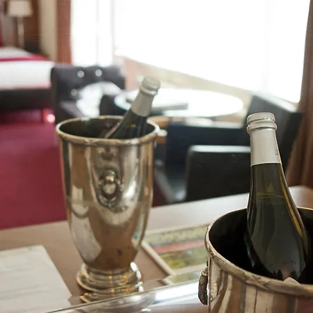 阿尔弗雷德酒店