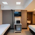 The Alfred Hotel