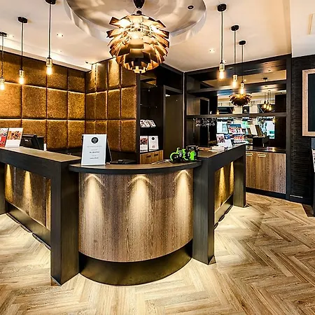 Otel The Alfred 3*