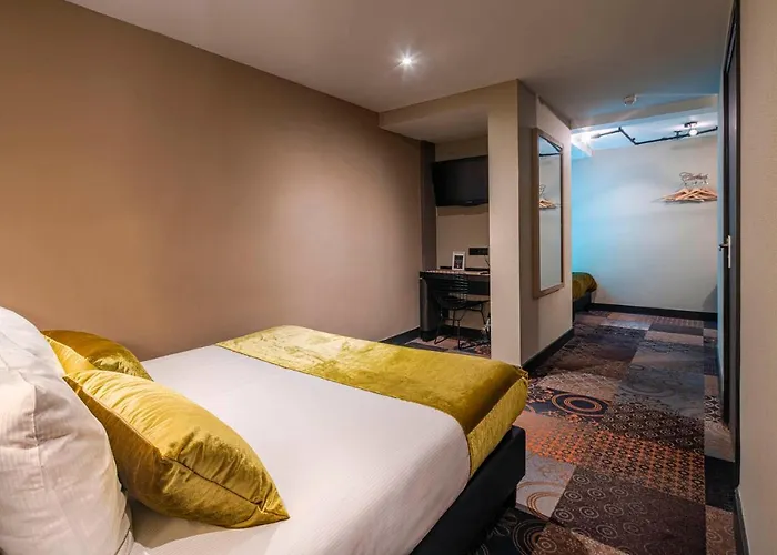 מלון The Alfred 3*