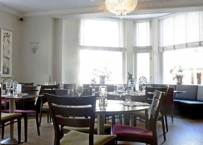 מלון The Alfred 3*